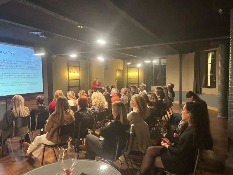 Une belle soirée de la SCAP (Société Centr'Alpes de Périconceptologie) qui réunit des cliniciens et biologistes de l'AMP de la région Auvergne Rhône Alpes depuis de très nombreuses années, toujours de façon conviviale.
Merci à Joelle Belaisch-Allart 